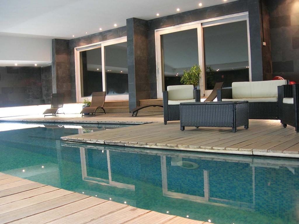 Le Clos Du Miroir Courset 外观 照片